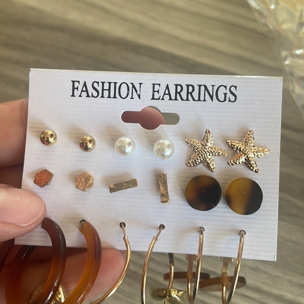 NWT Beach style set of earrings​​​​​​​​​ - Picture 5 of 7
